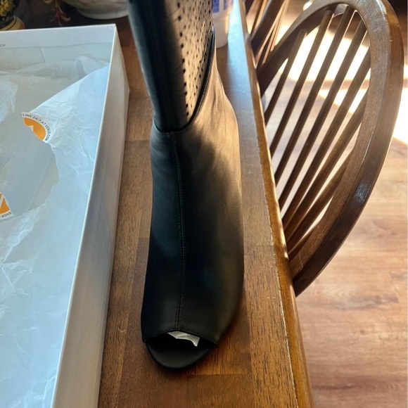 Black peep toe, tall, stiletto boot from Venus. Size 8. - Picture 2 of 5